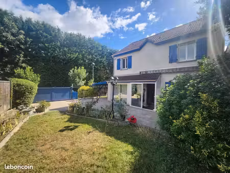 maison 6 pièces 115 m²