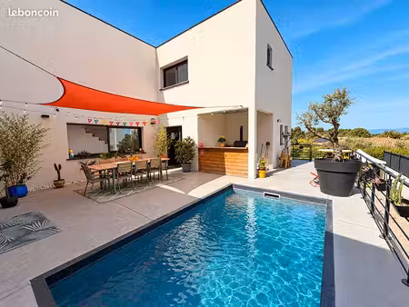 villa 5 pièces 150 m²