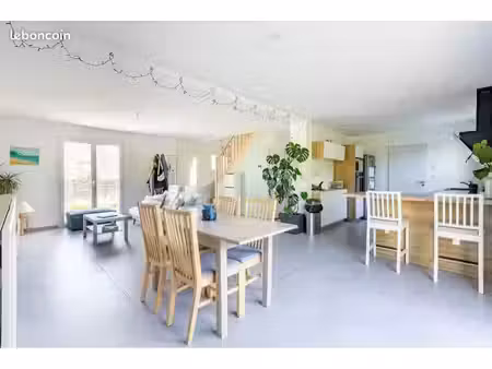 maison récente 107 m² – 4 chambres