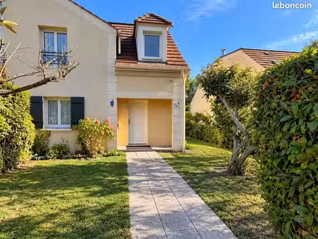 maison 103 m² – 3 chambres – grand jardin sans vis-à-vis – rer à 7 min