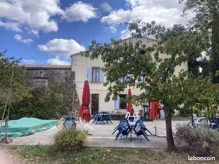 maison 8 pièces 210 m²