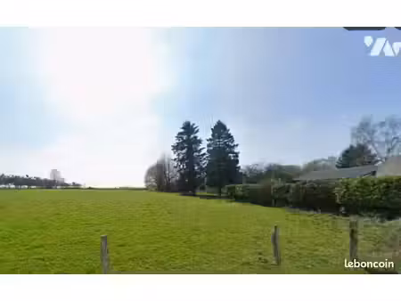 terrain 2351 m² moyaux