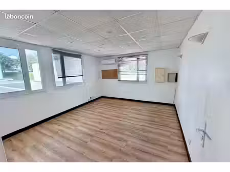bureau 88 m²