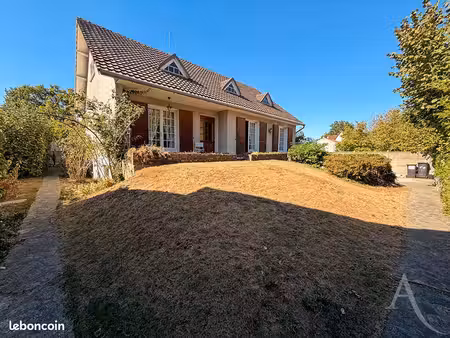 maison 7 pièces 172 m²