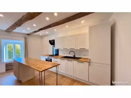 maison 120 m² rénovée – 3 chambres – jardin 200 m² – toit terrasse – saint-côme-d’olt