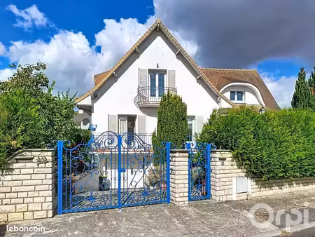 maison 5 pièces 192 m²