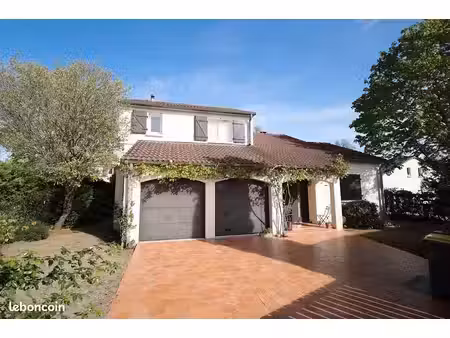 maison 7 pièces 162 m²