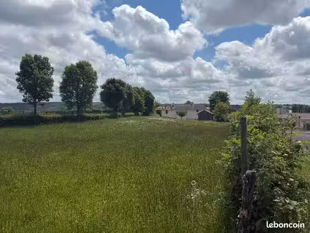 terrain 800 m² arpajon sur cere