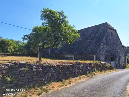 grange 2 pièces 480 m²