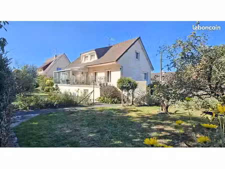 maison 7 pièces 130 m²