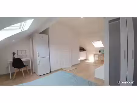 location studio 700m rer b&c massy palaiseau