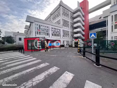 local industriel 450 m²