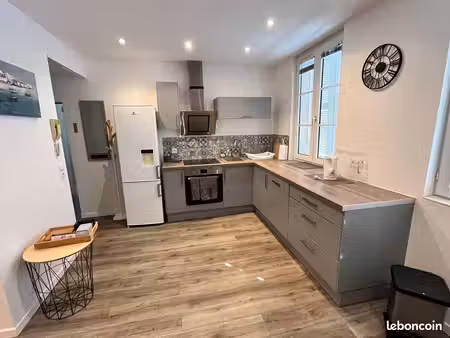 appartement t3 rénové de 65m² rochefort hyper-centre