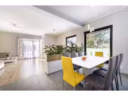 maison 3 pièces 77 m²