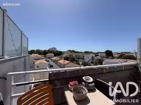 studio 1 pièce 32 m²