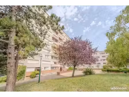 appartement 4 pièces 77 m²