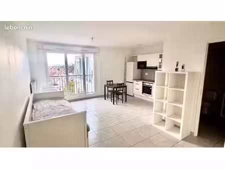 studio – 29 m² – 2022 – proche rer e