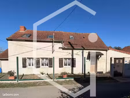 propriété 7 pièces 111 m²