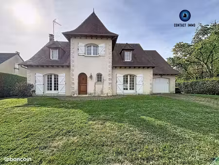 maison 7 pièces 165 m²