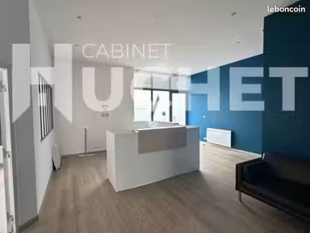 bureaux 123 m²