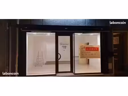 local commercial thury harcourt