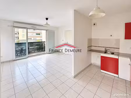appartement 3 pièces 63 m²