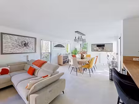ploemeur centre bourg : bel appartement avec terrasse et garage