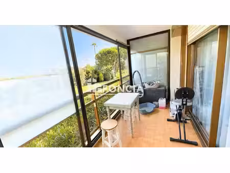 à vendre – studio 26 m² avec parking – résidence le cap vert – mandelieu-la-napoule