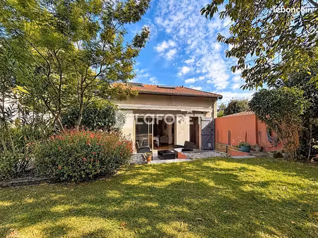 maison 6 pièces 90 m²