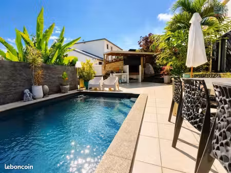 villa 5 pièces 98 m²