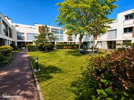 triplex 5 pièces 95 m²