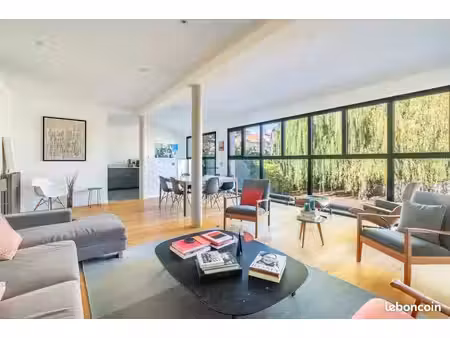 maison 8 pièces 240 m²