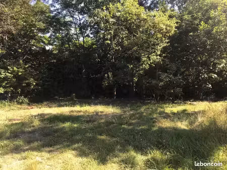 terrain 2 500 m² saint germain et mons