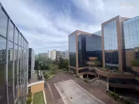 bureaux 268 m²