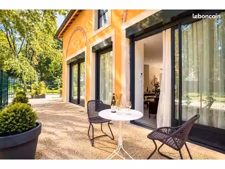 propriété 5 pièces 150 m²