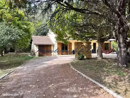 maison 7 pièces 105 m²