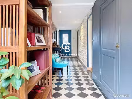 maison 6 pièces 200 m²