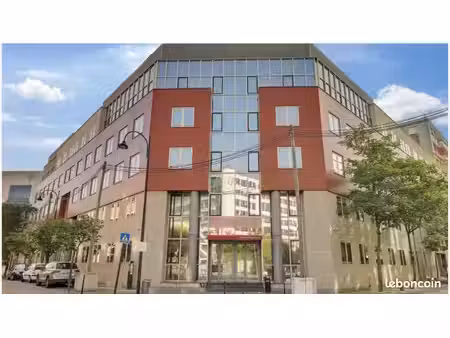 bureaux entierement renoves et climatises de 15m² à 600m²