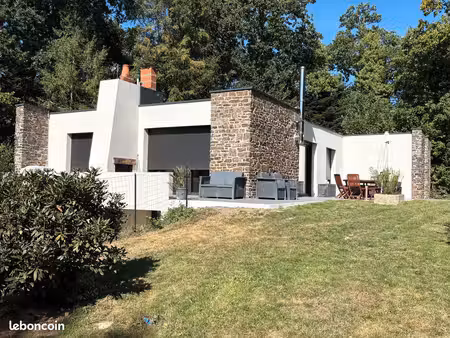 maison au cœur de la nature à taden