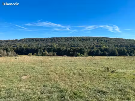 terrain 566 m² radepont