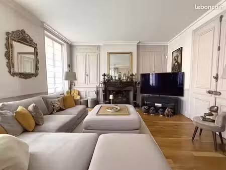 maison de caractère rénovée 200m² avec jardin  terrasse et garage