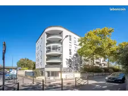 appartement 5 pièces 84 m²