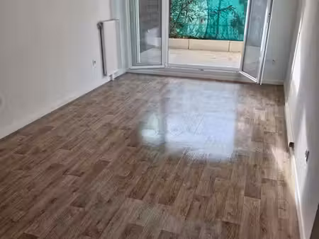 appartement 3 pièces de 55 m2 à vauréal