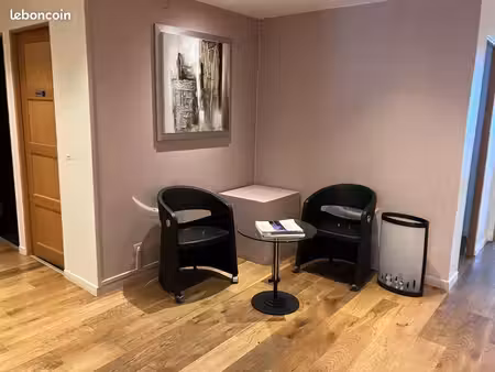 bureaux 97 m²