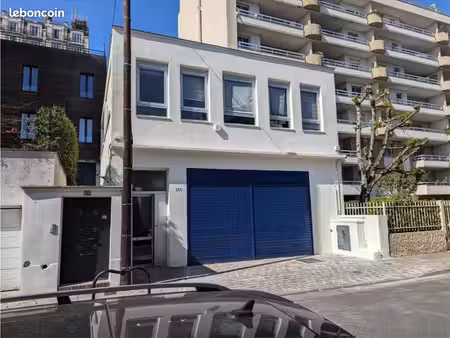 boutique 483 m² courbevoie