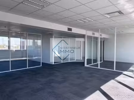bureau 417 m²