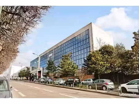 bureaux 325 m²