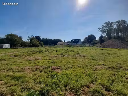 terrain 582 m² epaignes