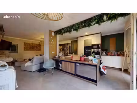 appartement 4 pièces 90 m²