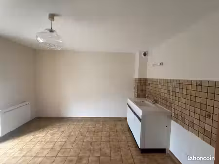 appartement 1 pièce 33 m²